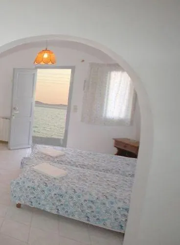 Πανσιόν Ostria *